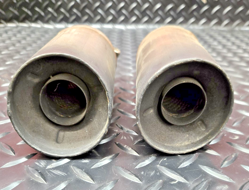2X 17-20 DUCATI SUPERSPORT 939 S OEM MUFFLERS SYLENCERS 57314381A  #0531
