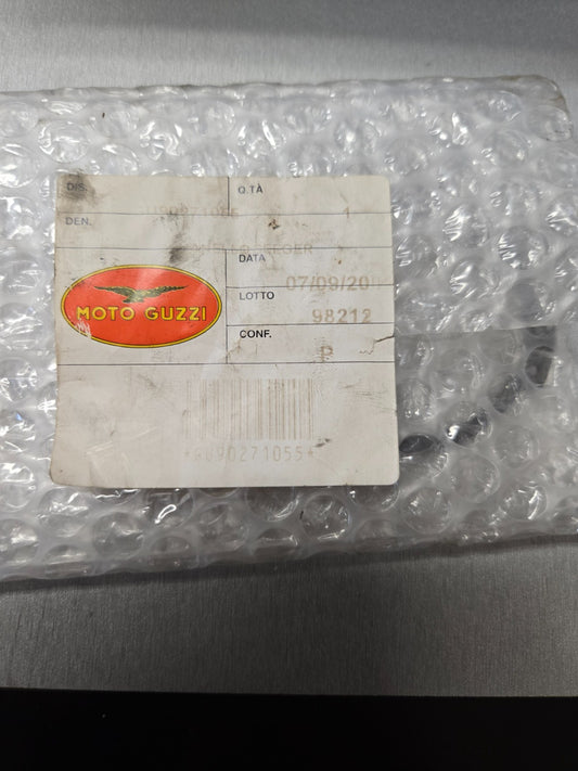 MOTO GUZZI REAR WHEEL RING CIRCLIP GU90271055     #0024