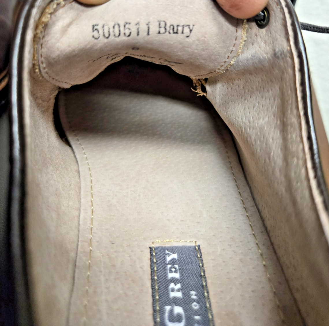 ASTON GREY COLLECTION leather BARRY CHESTNUT 500511 size 8 ORIGINAL BOX #0391